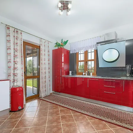Mediterrane Mit Privatem Salzwasserpool, Babybett, Whirlpool, Tischtennis, Spielplatz Holiday home *