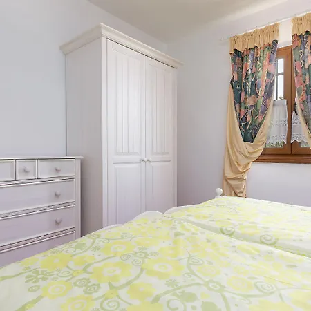 Holiday home Mediterrane Mit Privatem Salzwasserpool, Babybett, Whirlpool, Tischtennis, Spielplatz *
