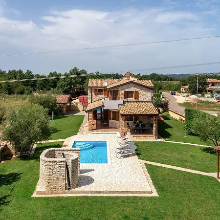 Mediterrane Mit Privatem Salzwasserpool, Babybett, Whirlpool, Tischtennis, Spielplatz Vikendica *